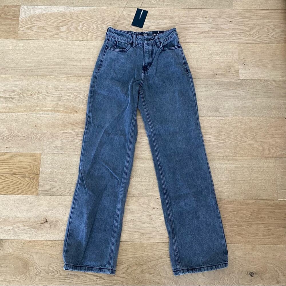 Fashion Nova - Letting Loose High Waist Straight Leg Jeans in Faded Black